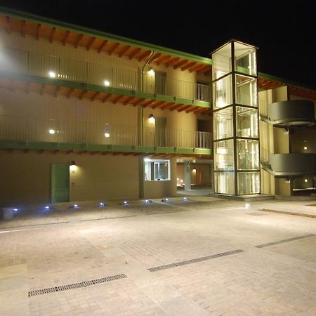 Residence&Suites Solaf Bonate di Sopra Exterior foto